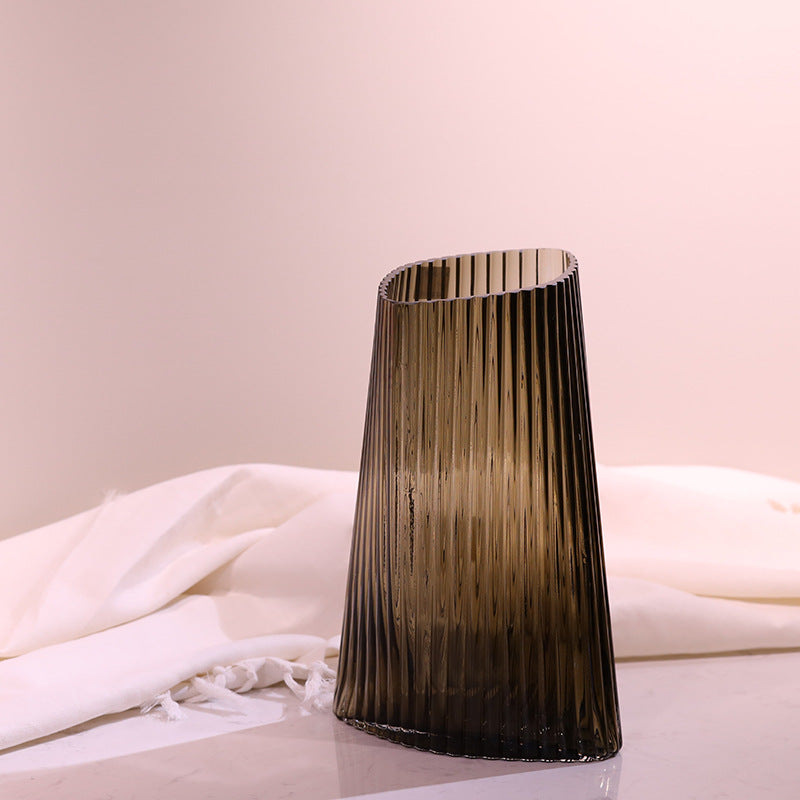 Modern simple vase