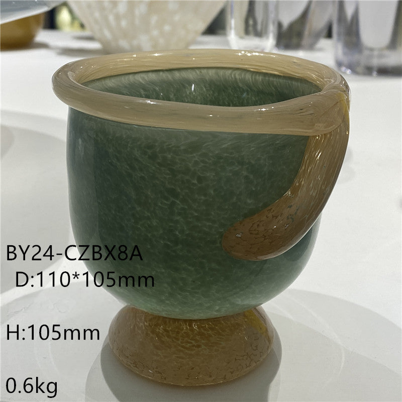 Two-color splicing vase
