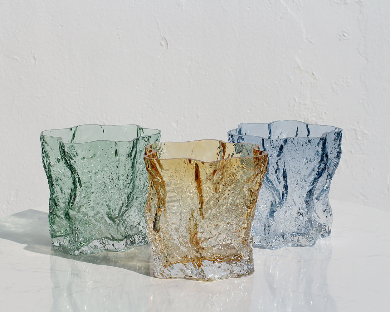 Transparent glass vase