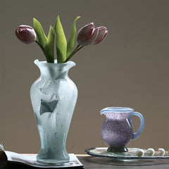 Magnetic powder vase