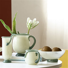 Two-color splicing vase