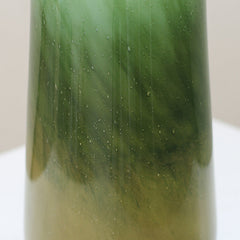 Open belly vase