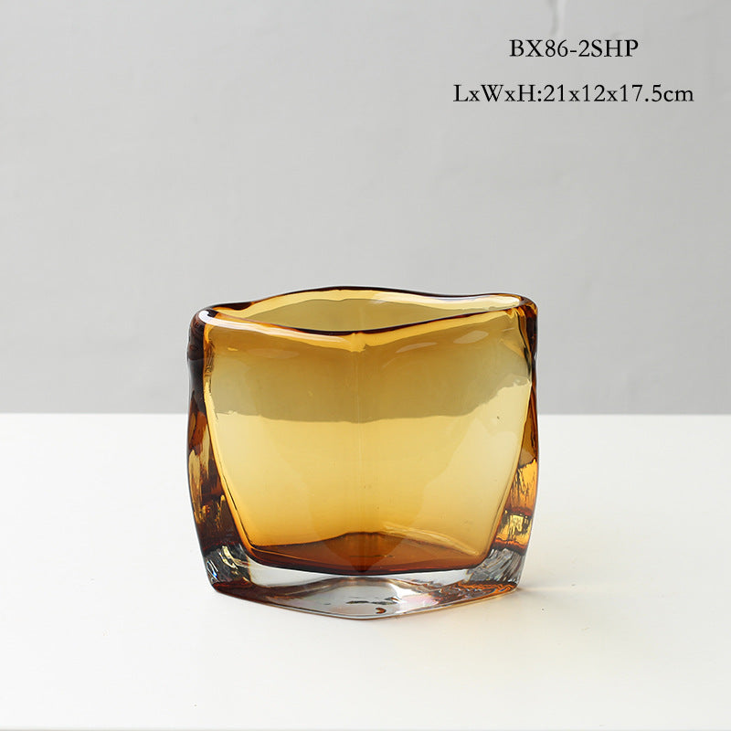 Thick flat vase