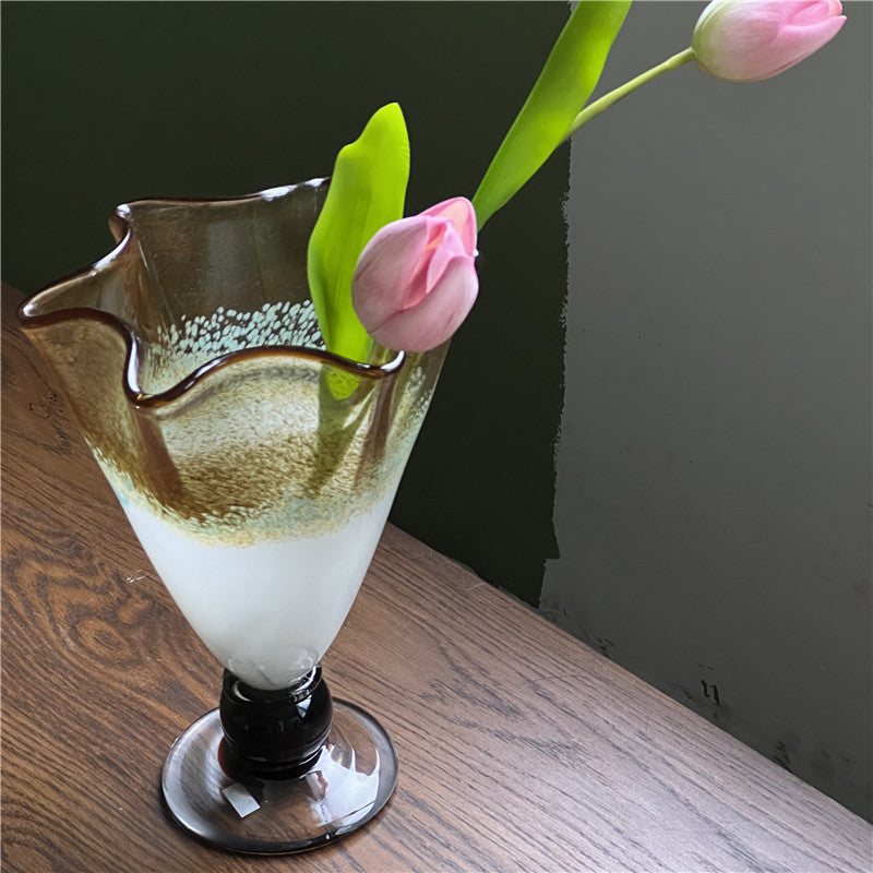 High feet vase