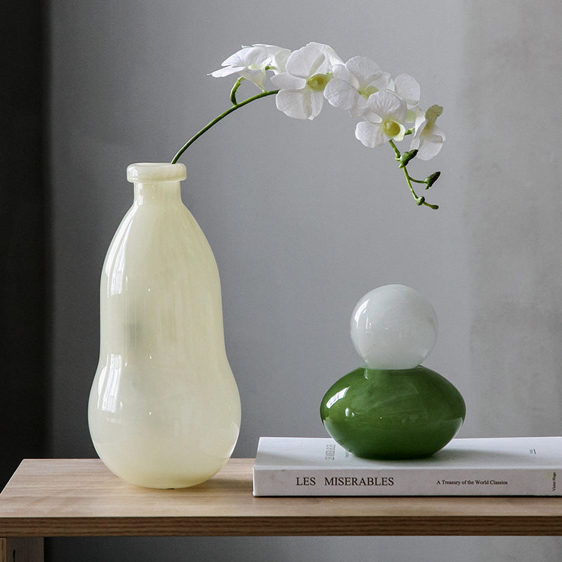 Aromatherapy vase