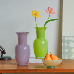 Porcelain powder vase