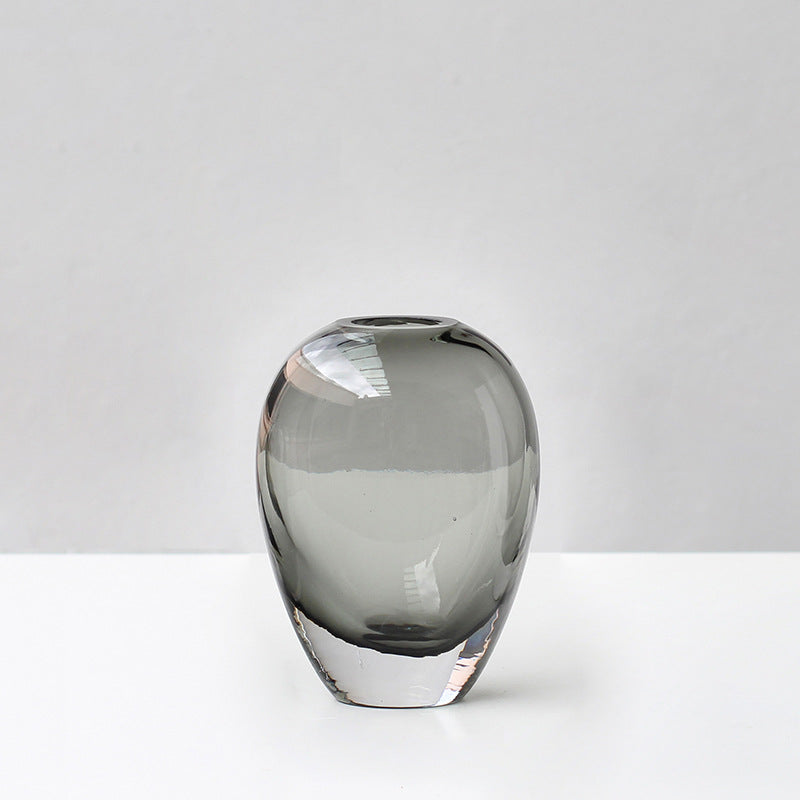 Thick-bottomed vase