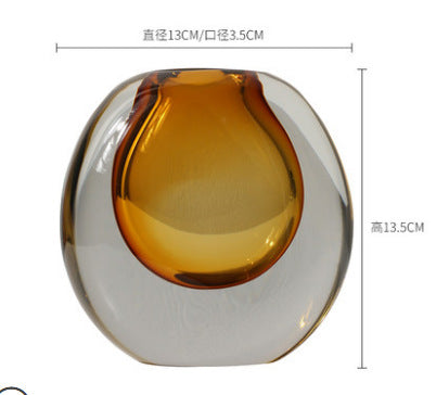 Thick-bottomed vase
