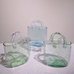 Hand bag vase