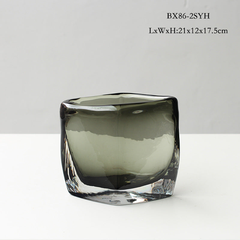 Thick flat vase