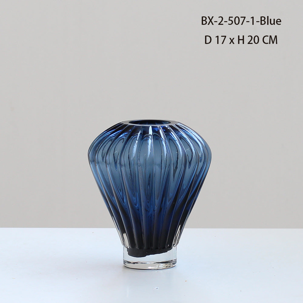 Luxury lantern vase