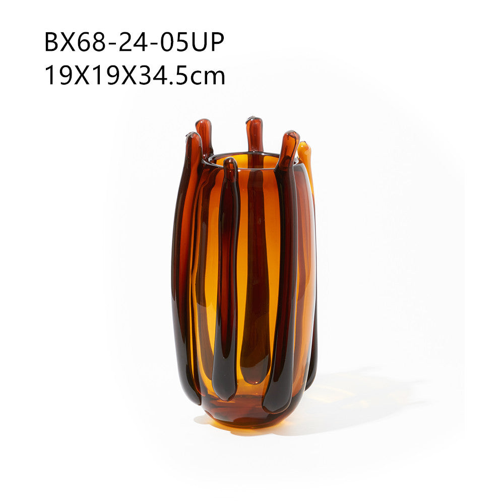 Silk-twisted vase