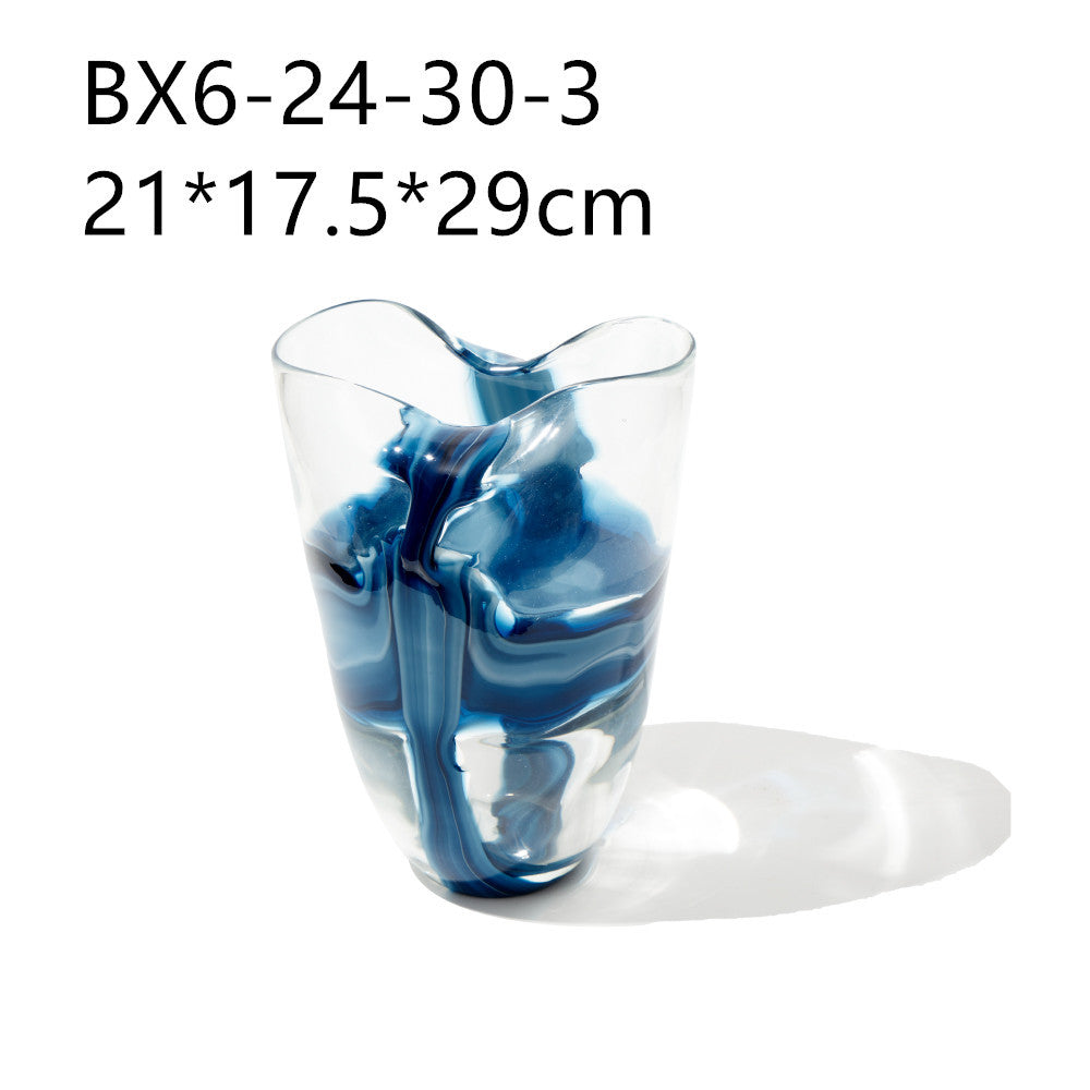 Phoenix tail vase
