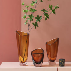 Irregular heavy vase