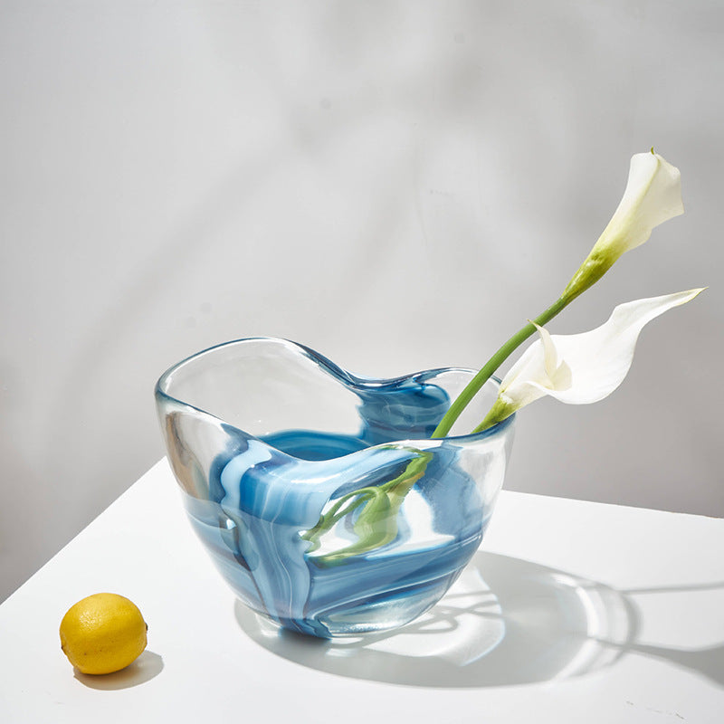 Phoenix tail vase