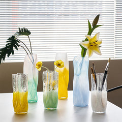 Wind straight vase