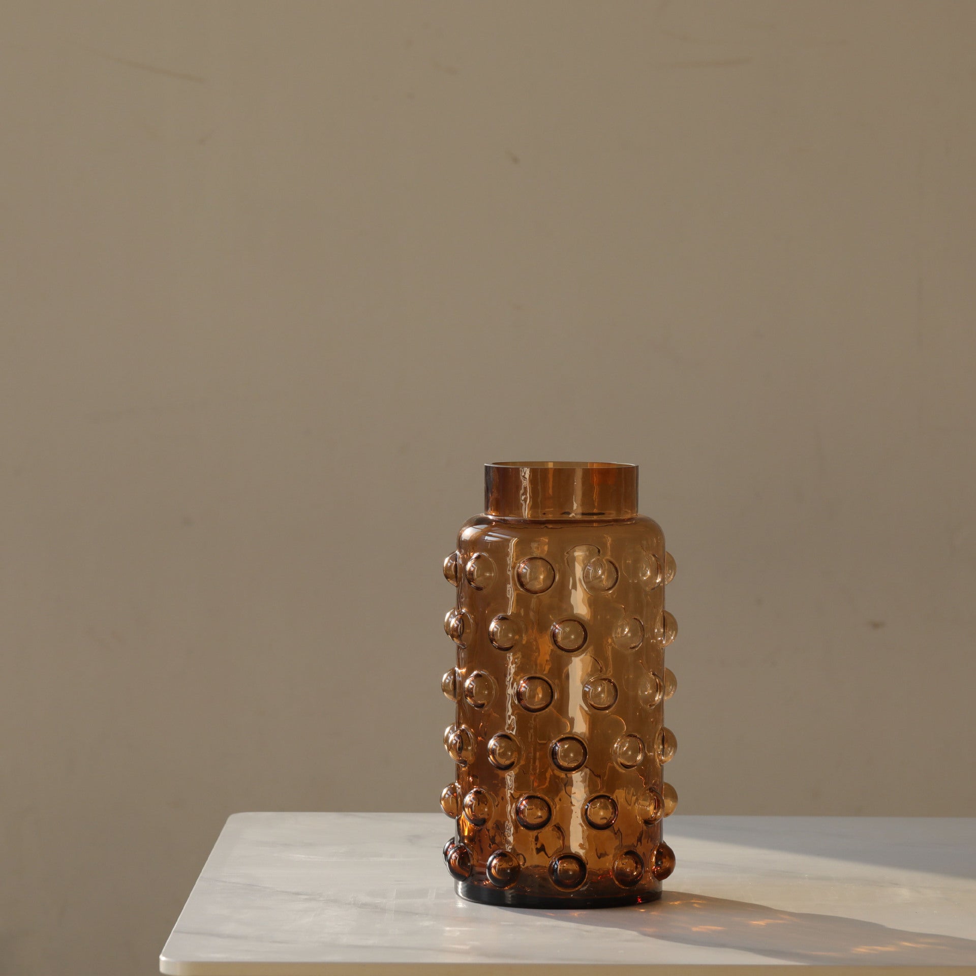 Bubble straight vase