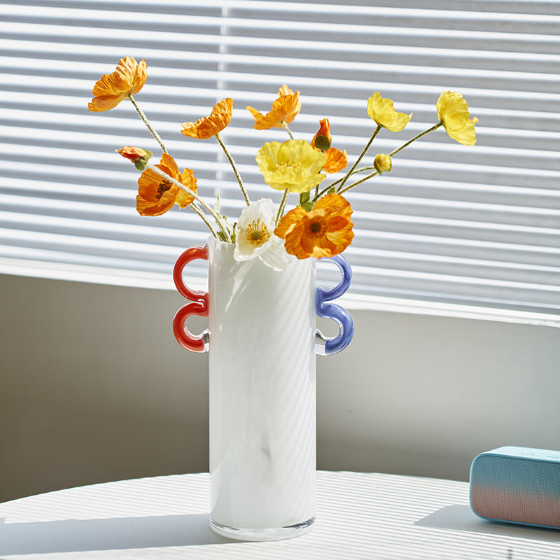 Straight vase
