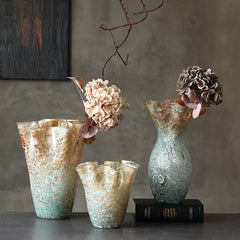 Wavy mouth cabbage vase
