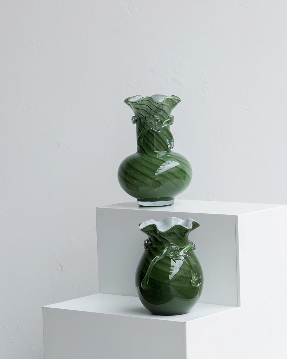 Water drop wave vase