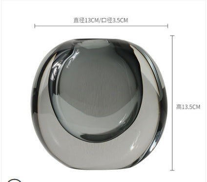 Thick-bottomed vase