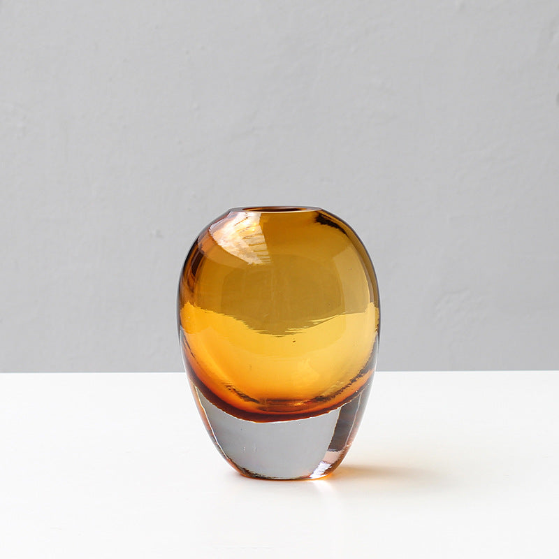Thick-bottomed vase